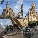 Lägenhet E2 Luxury Oldtown - 2x Parking, Foodstore, Pcscreen, Netflix, Unlimited Music, Crib, Babychair, Fastwifi, Aircon *