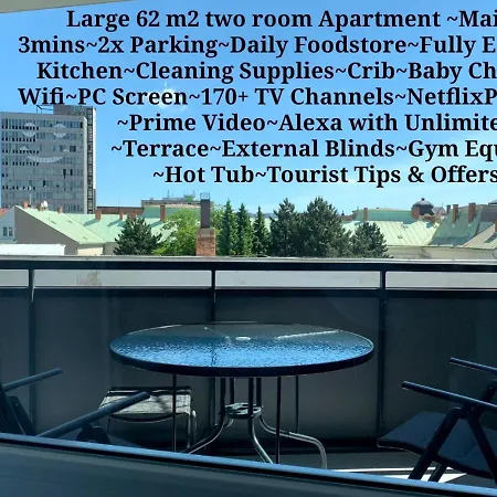E2 Luxury Oldtown - 2x Parking, Foodstore, Pcscreen, Netflix, Unlimited Music, Crib, Babychair, Fastwifi, Aircon コシツェ